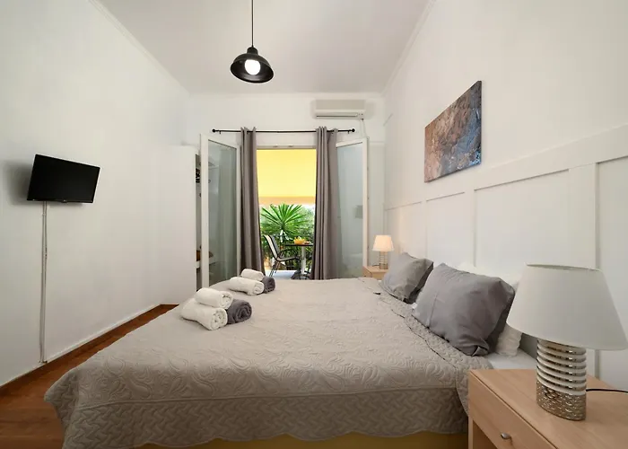 Апарт-отель Olive Grove Poolside 3*