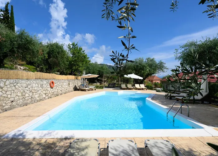 Olive Grove Poolside 3*