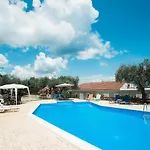 Olive Grove Poolside 3*
