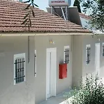 Olive Grove Poolside Apartmanhotel 3*