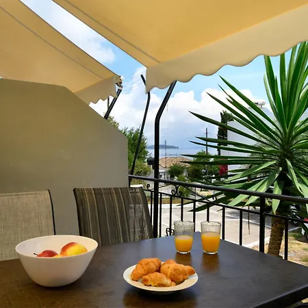 Olive Grove Poolside Appart hôtel